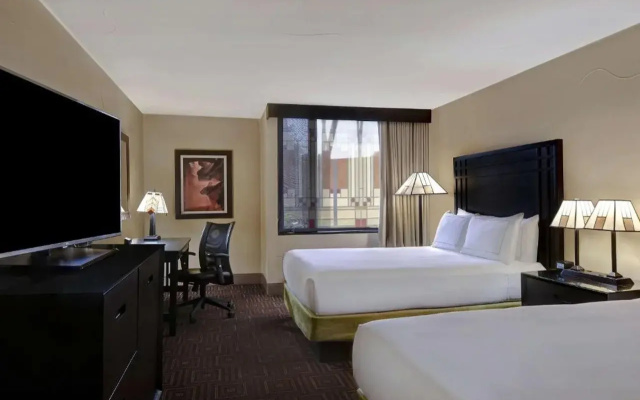 photo 5 of Doubletree by Hilton Phoenix - Tempe