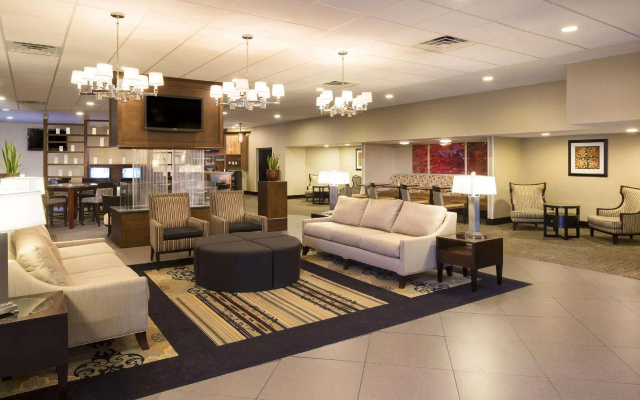 photo 2 of DoubleTree by Hilton Raleigh Brownstone University
