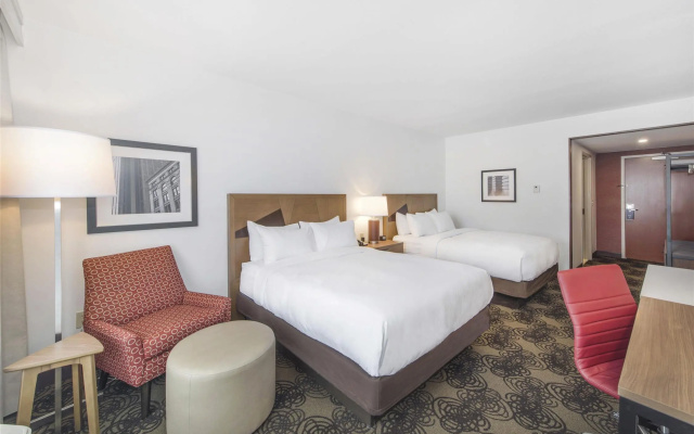 photo 5 of DoubleTree by Hilton Raleigh - Cary