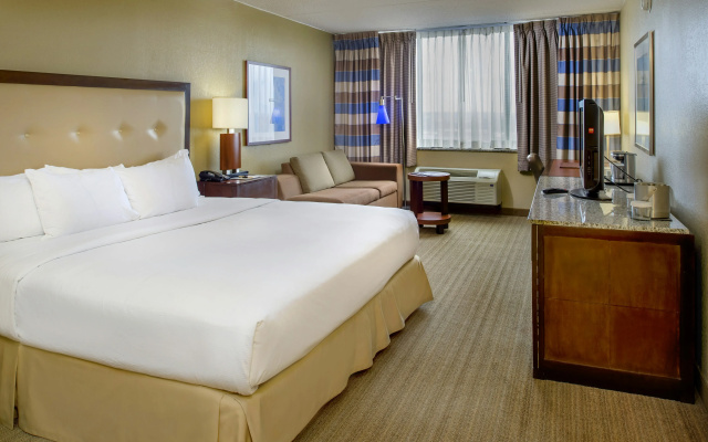 photo 4 of DoubleTree by Hilton St. Louis - Westport