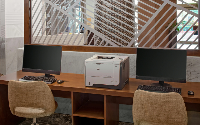 photo 3 of DoubleTree by Hilton Irvine - Spectrum