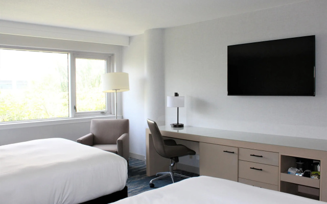 photo 4 of DoubleTree by Hilton LAX - El Segundo