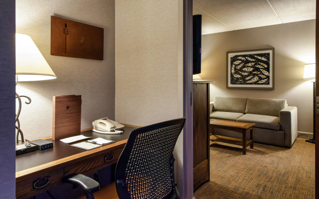 photo 4 of DoubleTree by Hilton Libertyville - Mundelein