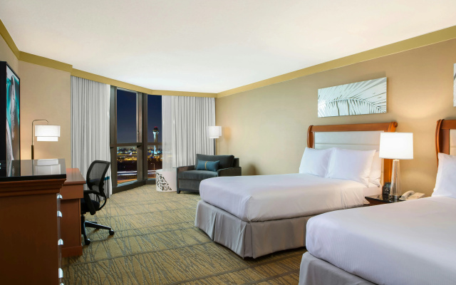 photo 3 of DoubleTree by Hilton Hotel Miami Airport & Convention Center
