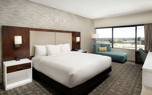 photo 5 of DoubleTree by Hilton Monrovia - Pasadena Area