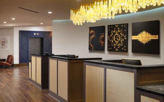 photo 2 of DoubleTree by Hilton Hotel Nashville Downtown