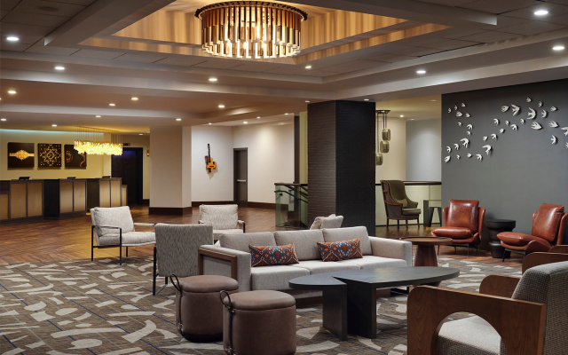 photo 3 of DoubleTree by Hilton Hotel Nashville Downtown
