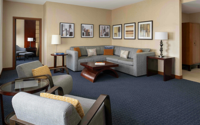 photo 3 of DoubleTree by Hilton San Francisco Airport