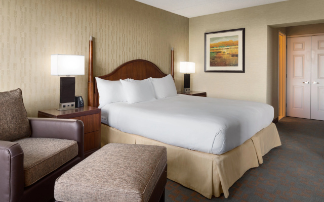 photo 4 of Doubletree by Hilton Somerset Hotel and Conference Center
