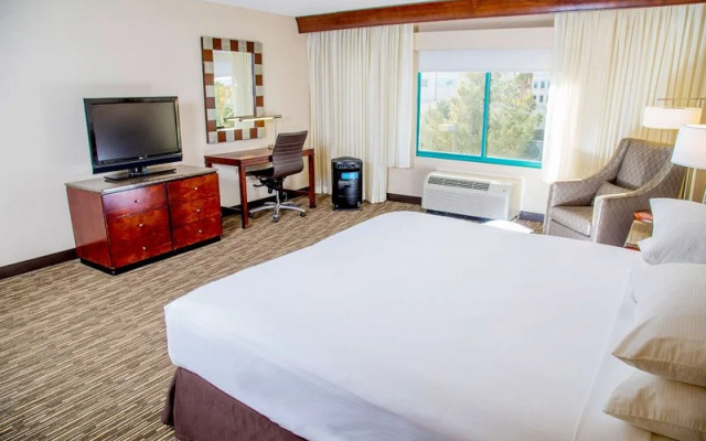 photo 3 of Doubletree Club Las Vegas Airport