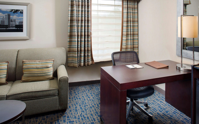 photo 5 of DoubleTree Hotel Baltimore - BWI Airport