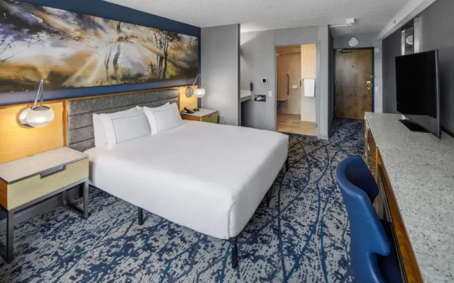 photo 4 of DoubleTree by Hilton Hotel Denver