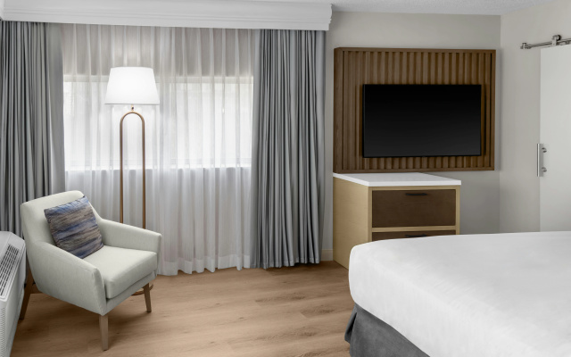 photo 5 of Doubletree Hotel South Bend