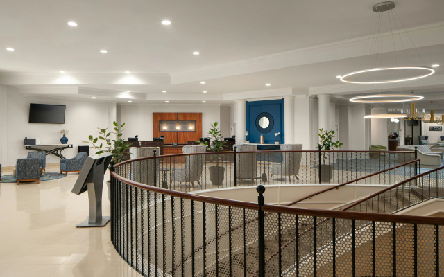 photo 2 of DoubleTree Resort by Hilton Lancaster
