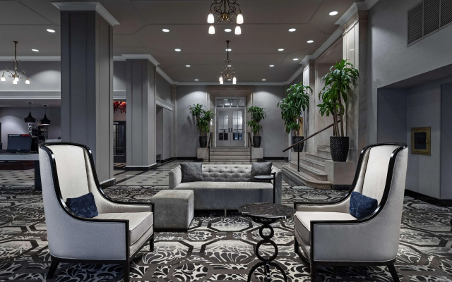 photo 3 of DoubleTree Suites by Hilton Hotel Detroit Downtown - Fort Shelby