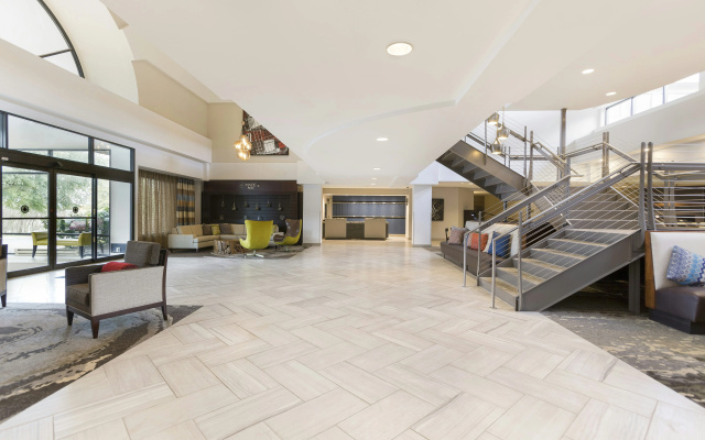 photo 2 of DoubleTree Suites by Hilton Nashville Airport