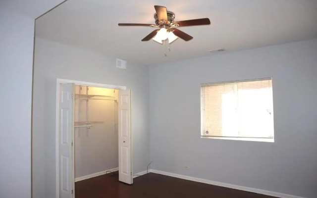 photo 4 of Dover st apartments