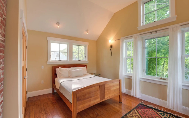 photo 3 of Downtown Bar Harbor Rental Home ~ 1 Mi to Acadia!