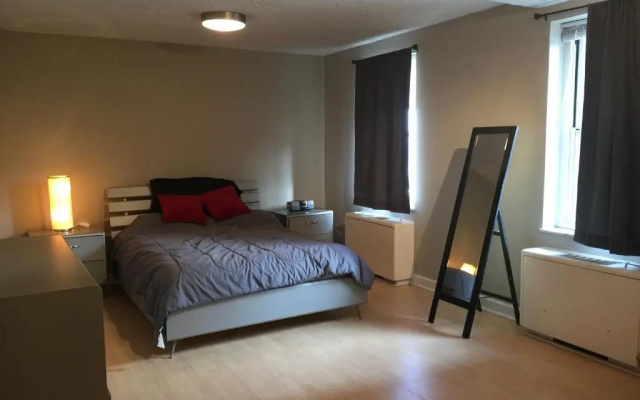 photo 3 of Downtown Big 1 Bedroom #20I