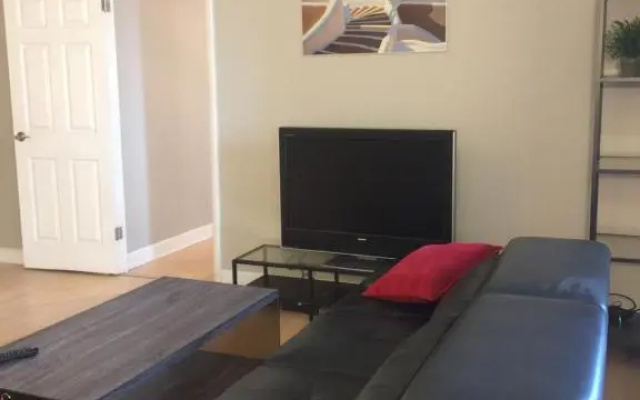 photo 5 of Downtown Big 1 Bedroom #20I