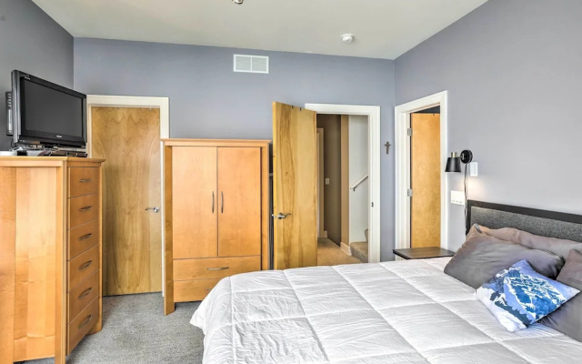 photo 2 of Downtown Condo w/ Rooftop Patio & City Views!