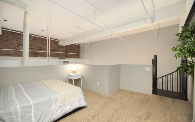 photo 3 of Downtown Denver 2BR Apartment - Open Plan Living!