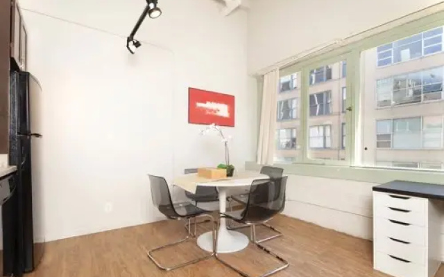 photo 5 of Downtown Denver 2BR Apt?A - Loft Style Living. 6498