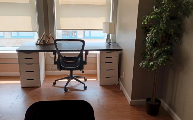 photo 5 of Downtown Denver 2BR Apt - Loft Style Living!
