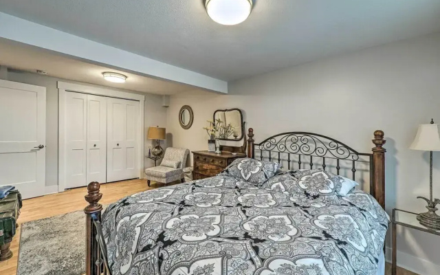 photo 4 of Downtown Grand Haven Apt < 1 Mi to Lake Michigan
