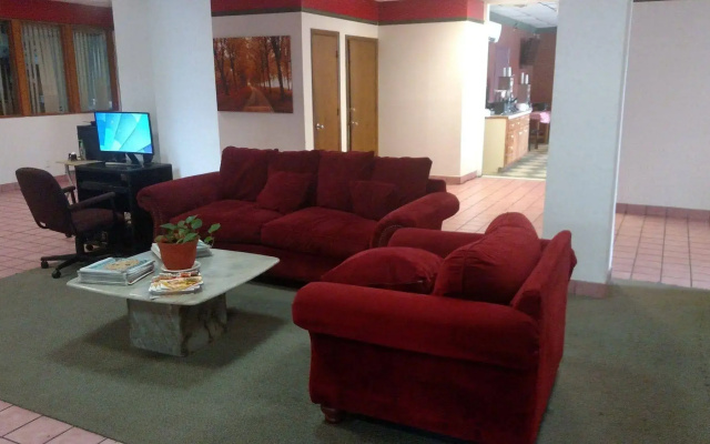 photo 2 of Downtown Inn and Suites