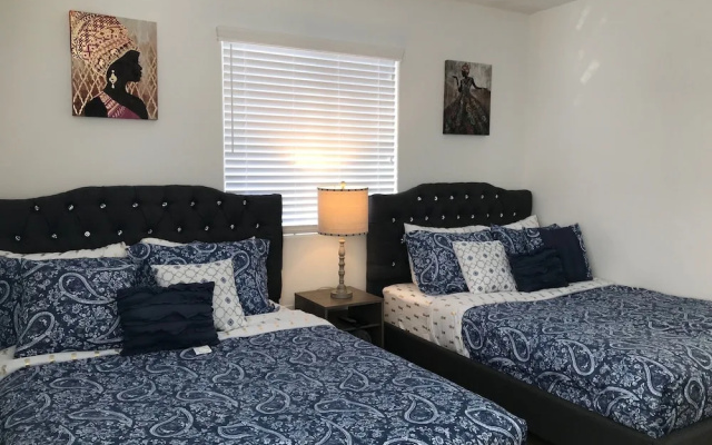 photo 4 of Downtown LA Comfortable Bedrooms