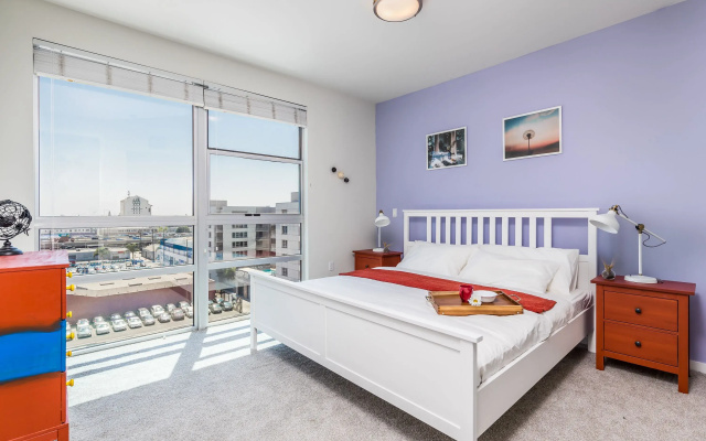 photo 2 of Downtown LA Cozy Apartments