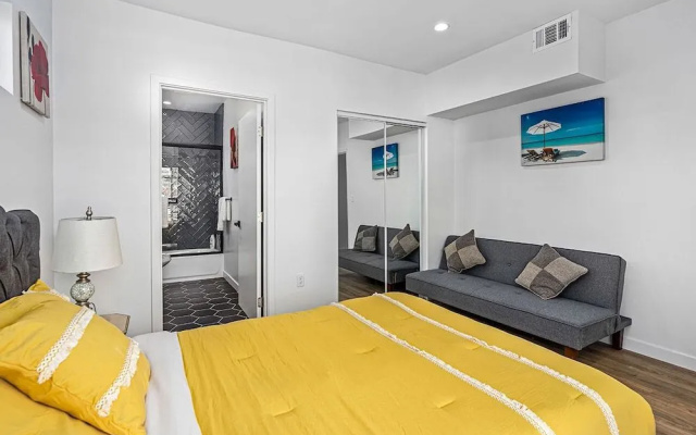 photo 3 of Downtown LA Stylish Suites