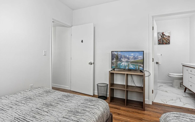 photo 4 of Downtown LA Stylish Suites