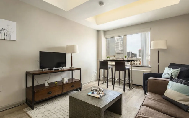 photo 2 of Downtown Louisville Cozy Suite on 3rd street