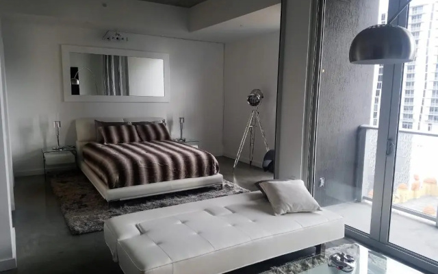 photo 4 of Downtown Miami Deluxe Apartment