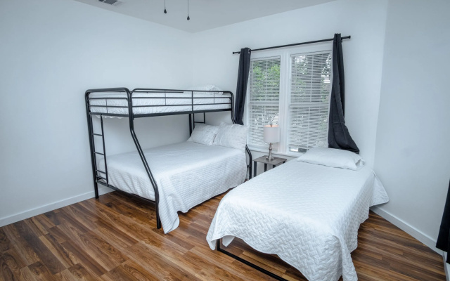 photo 4 of Downtown Remodeled Cozy 2BR 1BA Home Sleeps 8