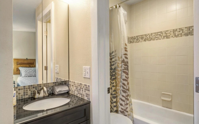 photo 5 of Downtown Five Points Sleeps 4
