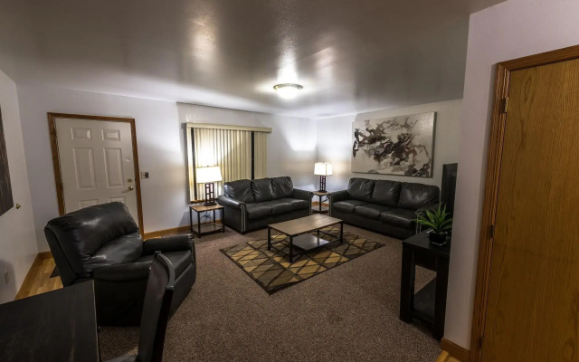 photo 4 of Draft Horse Inn and Suites