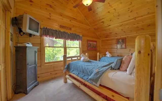 photo 3 of Dream Catcher - 4 Br Cabin