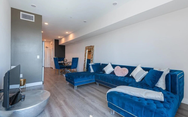 photo 4 of Dreaming Hollywood All Suites Apartments