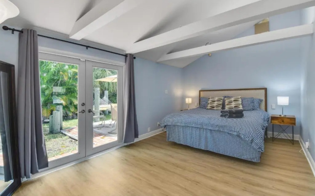 photo 5 of Dreamy 3 Bedroom Florida House, West Palm Beach