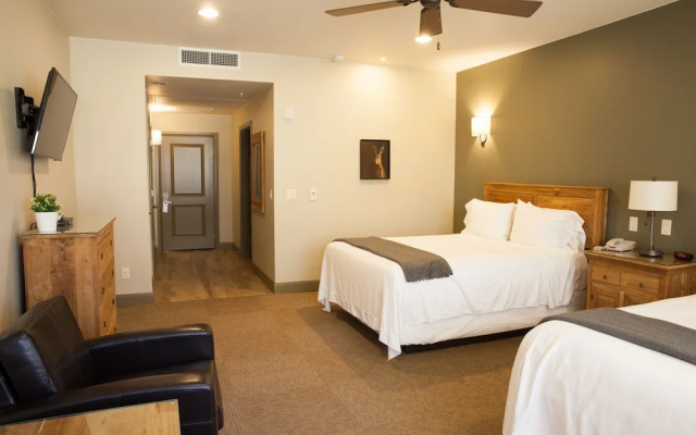 photo 5 of Driftwood Lodge
