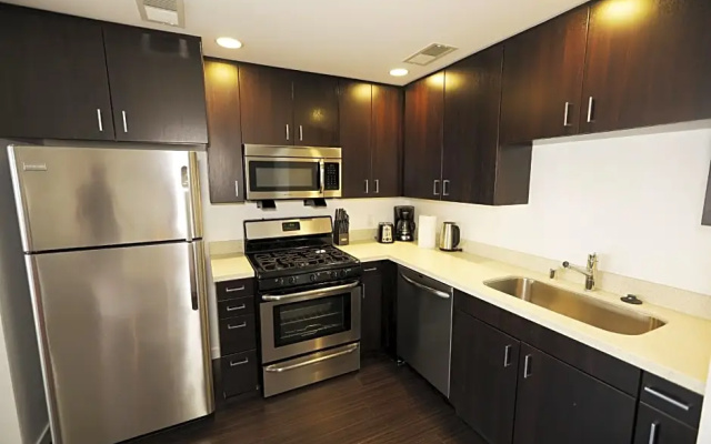 photo 5 of Downtown Cosmopolitan Residences