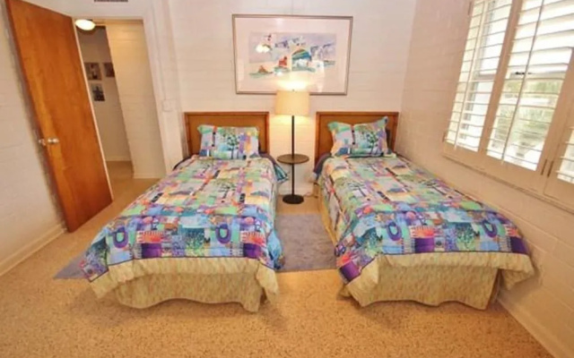 photo 2 of Duke's Beach House Holiday home 4