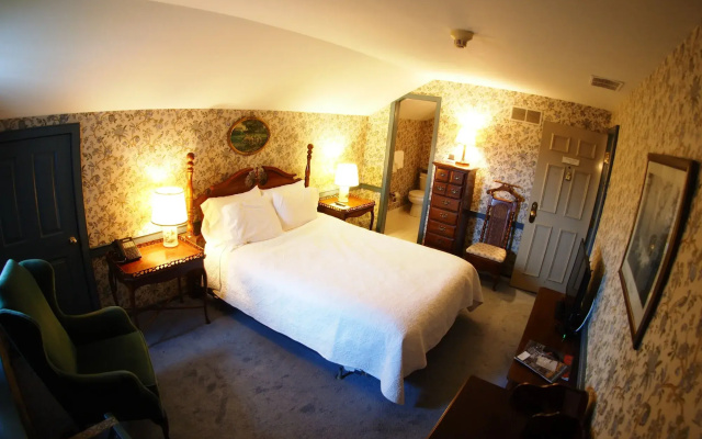 photo 5 of Duling Kurtz House & Country Inn