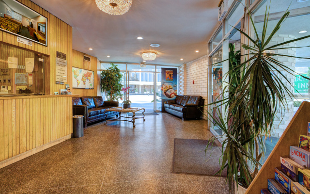 photo 2 of Dunes Inn - Wilshire