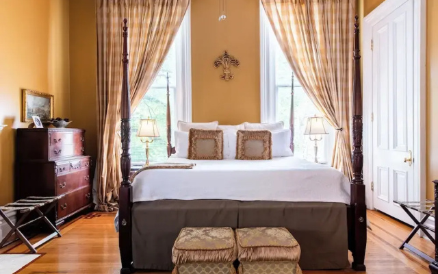 photo 4 of DuPont Mansion Bed & Breakfast