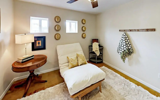 photo 3 of E Indianola - 4 Br Home