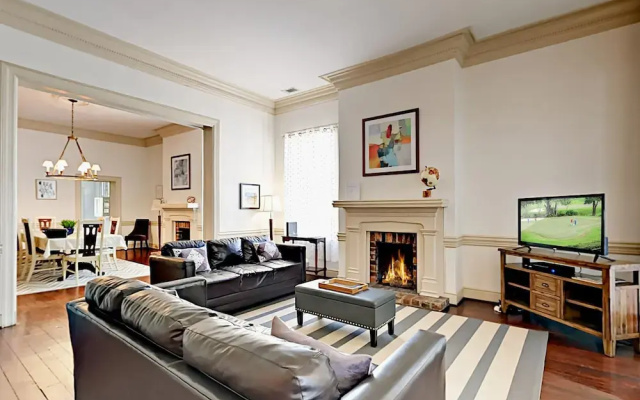 photo 3 of E Liberty Townhouse Unit 125, 127a and 127b 5 Bedrooms 4.5 Bathrooms T